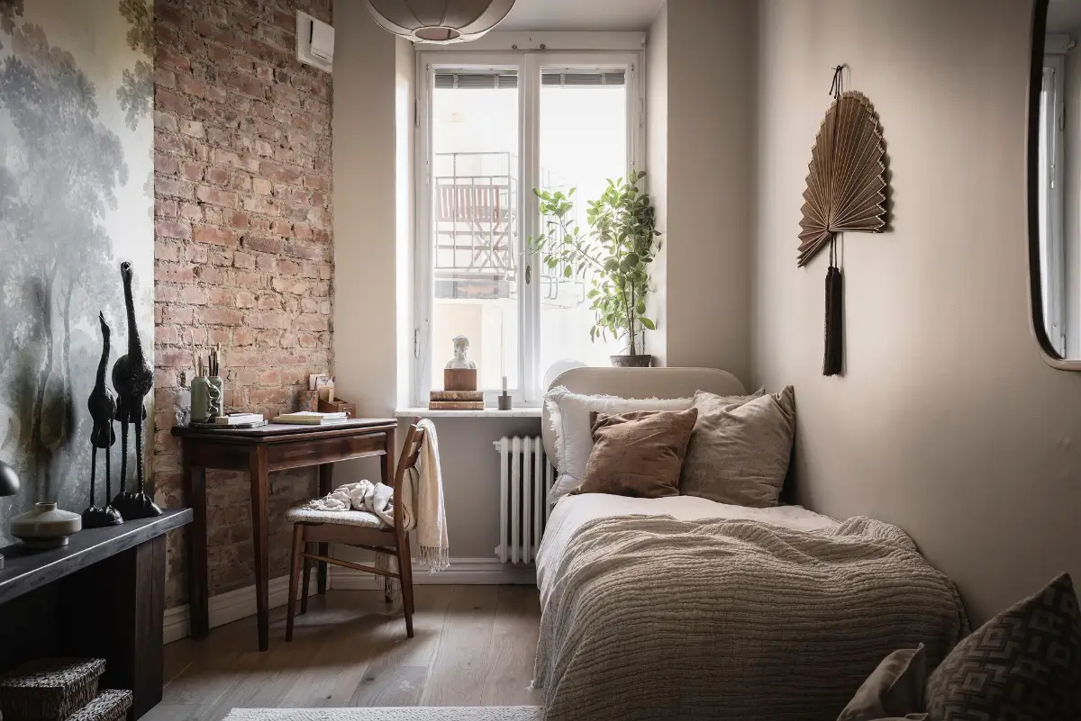 Before & After: A New Life for a 1920s Gothenburg Apartment 29 renovated-1920s-apartment-gothenburg-nordroom