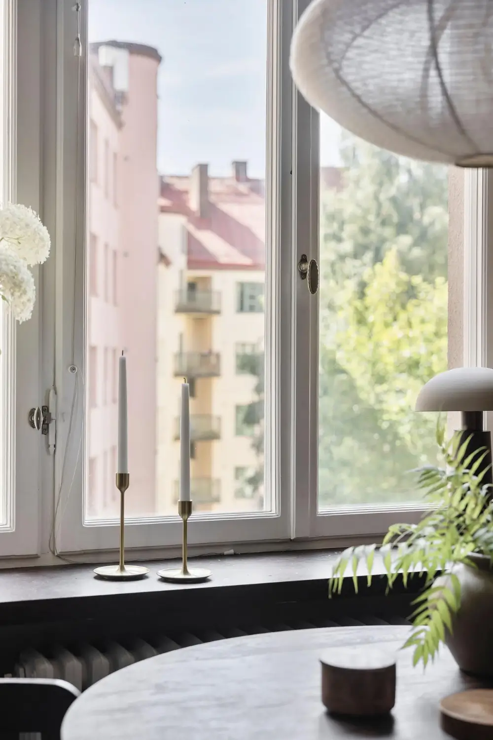 Before & After: A New Life for a 1920s Gothenburg Apartment 4 renovated-1920s-apartment-gothenburg-nordroom