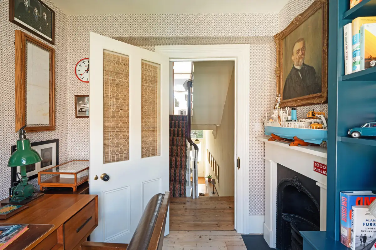 This Notting Hill Townhouse Is Filled With Color and Victorian Charm 27 renovated-early-victorian-townhouse-london