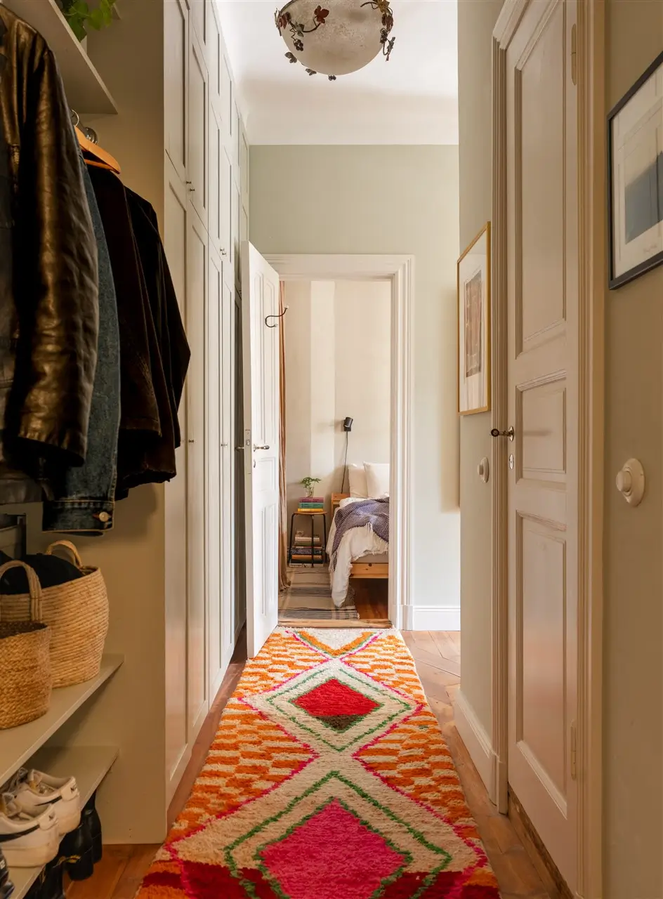 A Small, Characterful, and Well-Planned Stockholm Apartment 16 small-apartment-turn-of-the-century-building-stockholm-nordroom