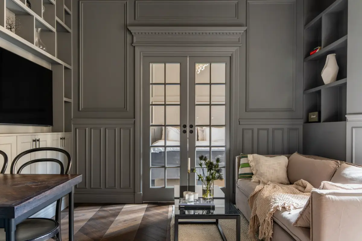A Small Dark Gray Stockholm Apartment with Period Features and Smart Storage 16 small-color-drenched-gray-apartment-stockholm
