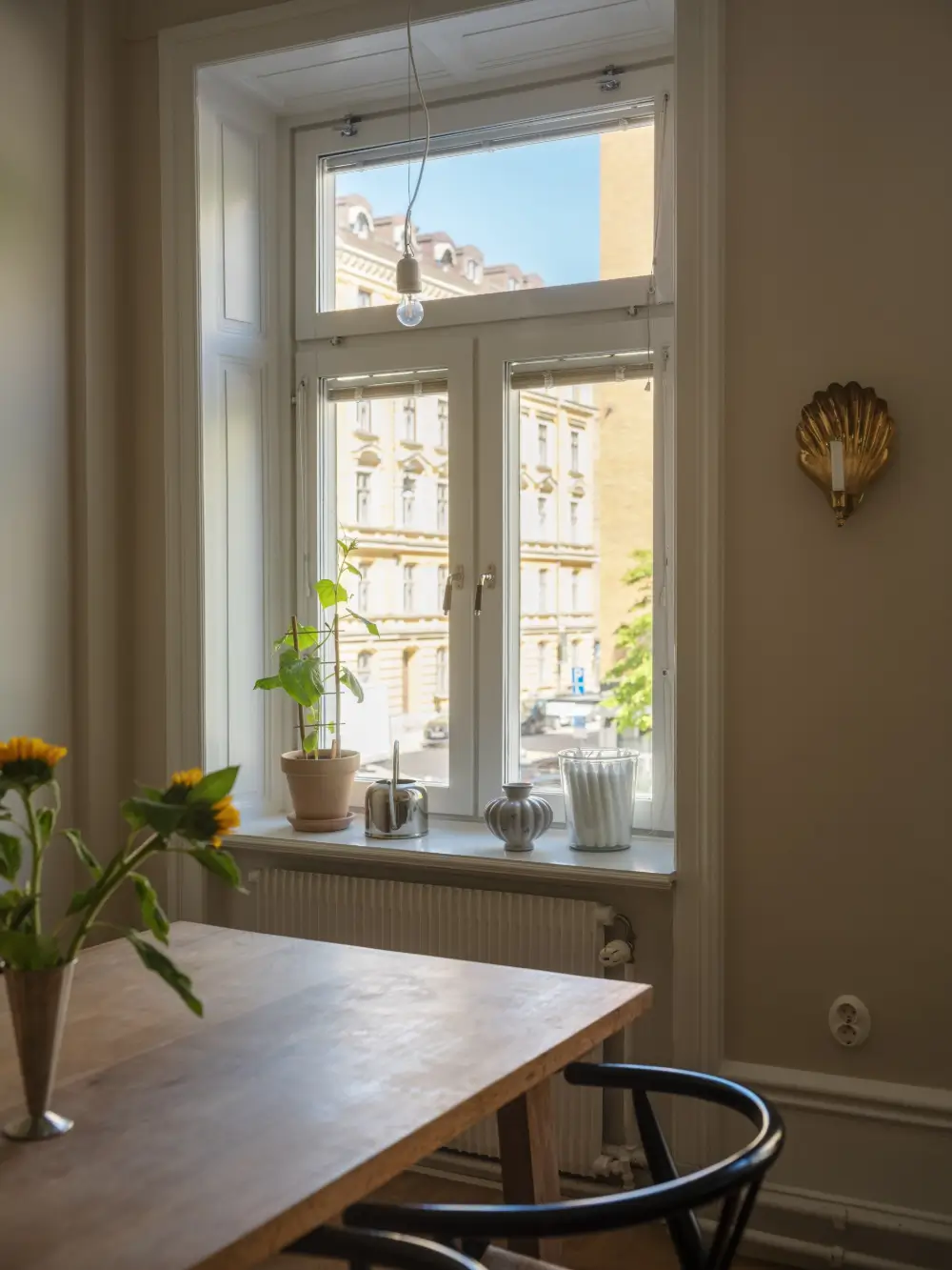 An Elegant Late 19th-Century Apartment in Stockholm 8 spacious-well-preserved-1880s-apartment-stockholm-nordroom