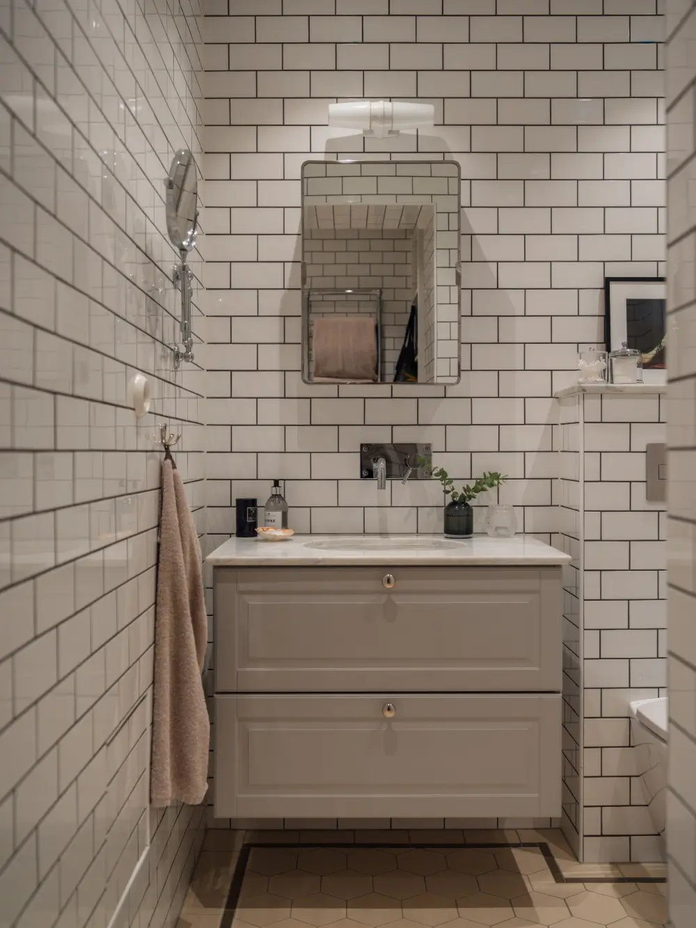 An Elegant Late 19th-Century Apartment in Stockholm 35 spacious-well-preserved-1880s-apartment-stockholm-nordroom