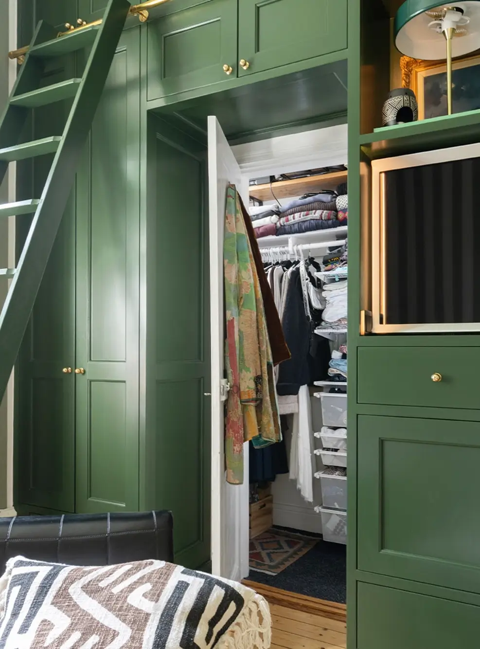 A Small Apartment with Striped Green Walls, Period Features, and a Yellow Bedroom 5 striped-green-walls-yellow-bedroom-late-19th-century-apartment-nordroom