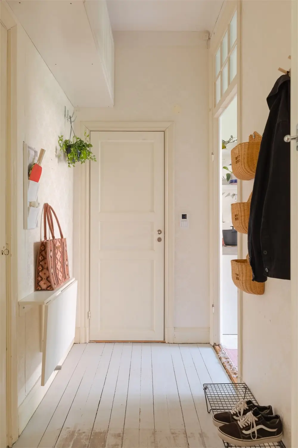 A Teeny Tiny Studio Apartment with a Loft Bed in Stockholm 15 teeny-tiny-studio-apartment-loft-bed-nordroom