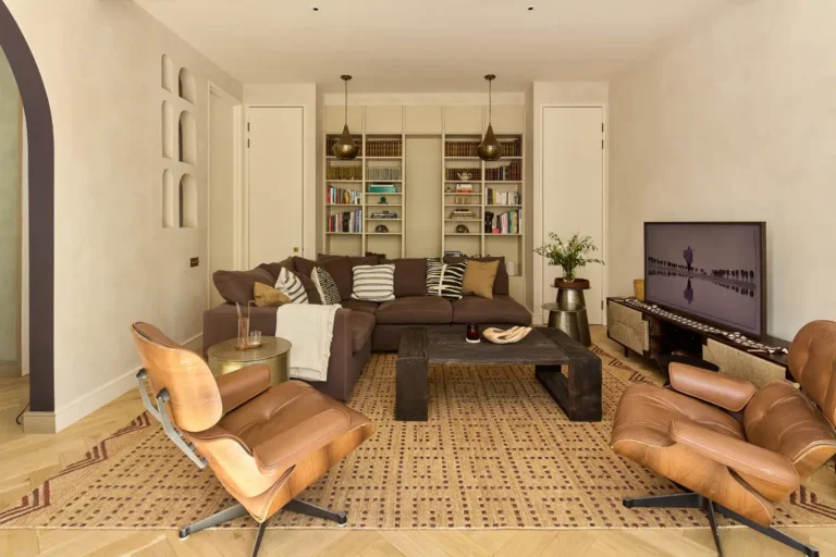 warm-natural-toned-interiors-notting-hill-apartment