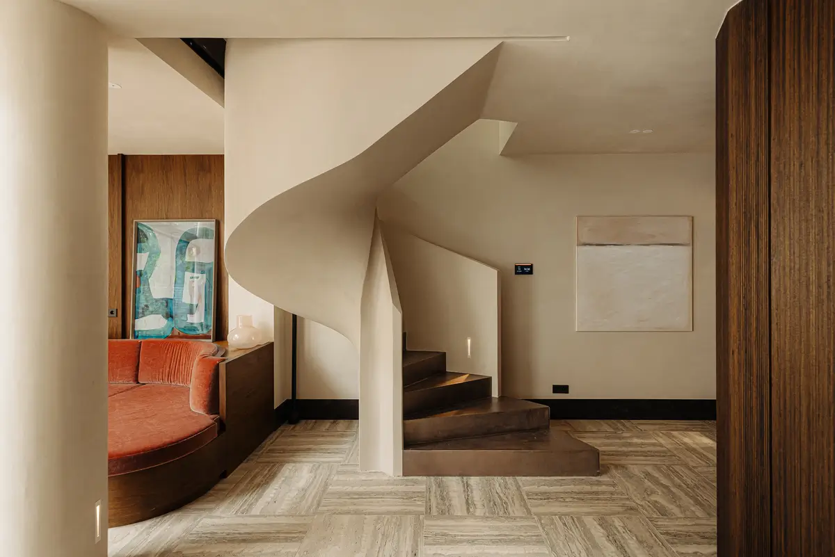 Curved Forms and Custom Joinery in a Chic Amsterdam Townhouse 18 architect-designed-early-20th-century-family-townhouse-amsterdam
