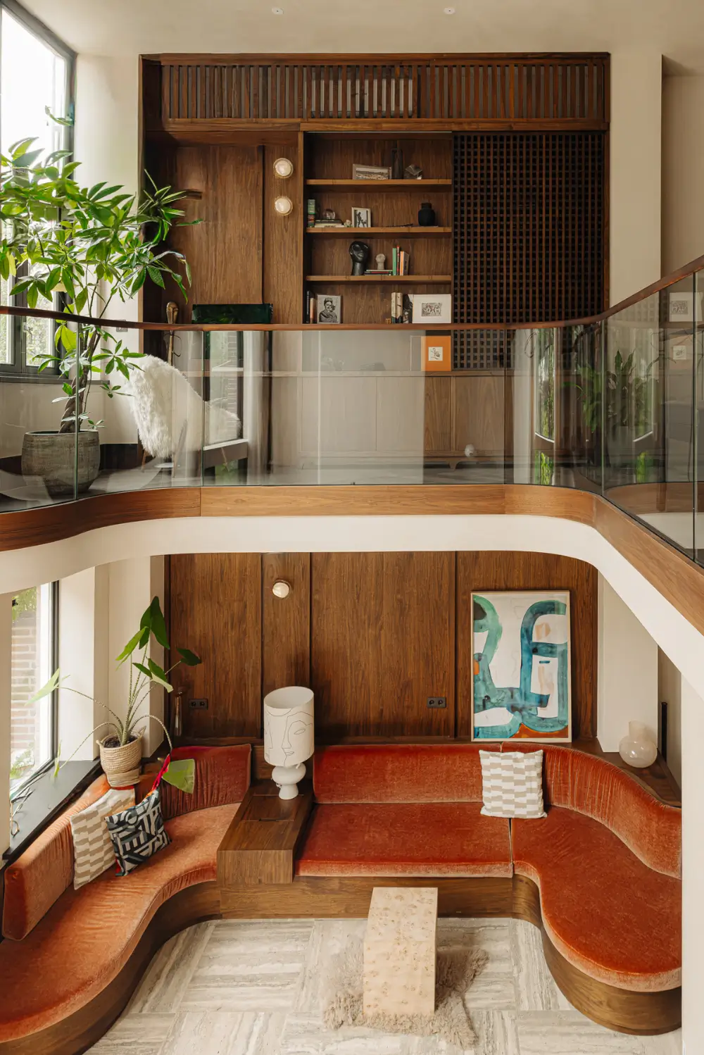 Curved Forms and Custom Joinery in a Chic Amsterdam Townhouse 4 architect-designed-early-20th-century-family-townhouse-amsterdam