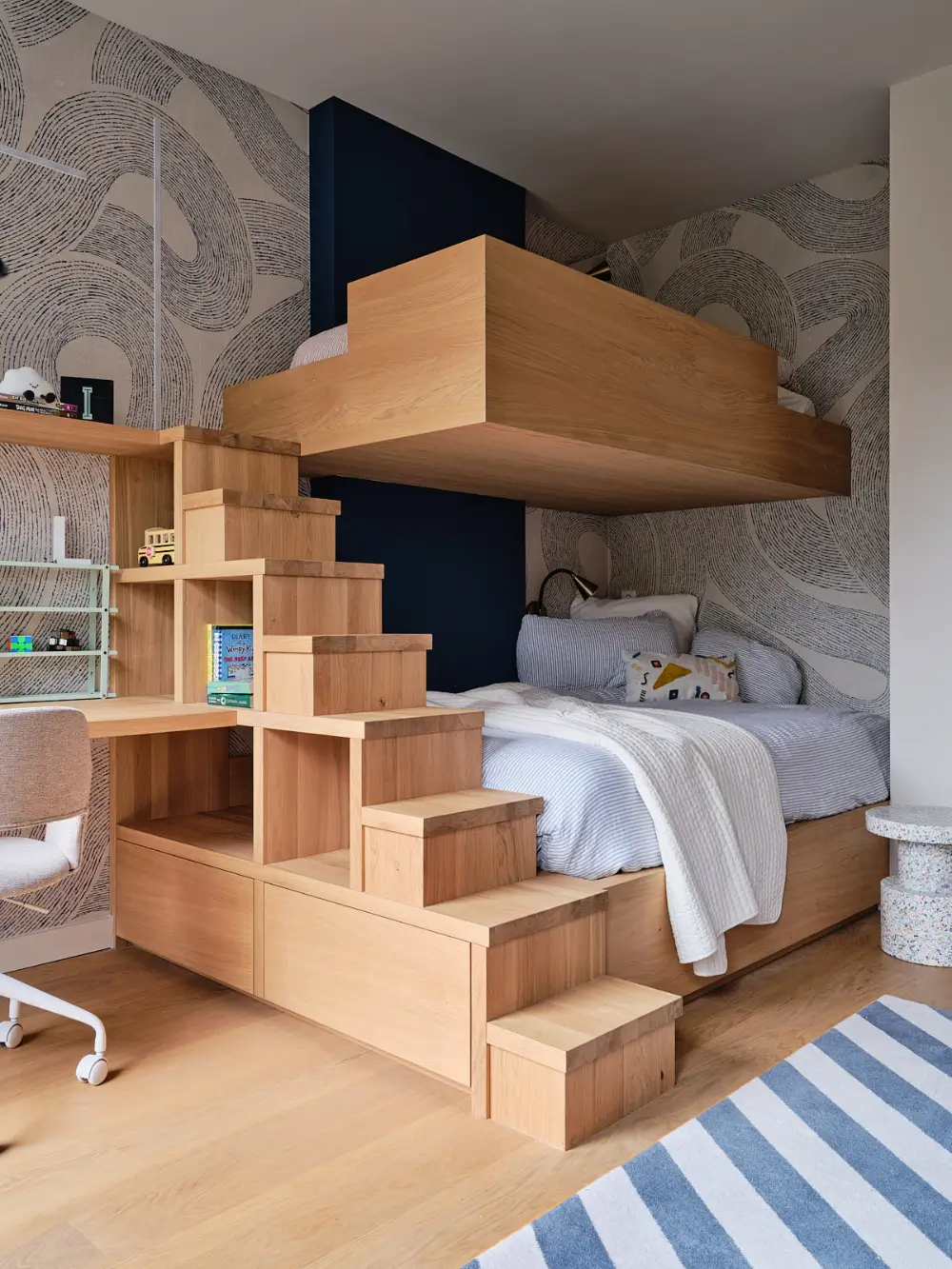 Curved Forms and Custom Joinery in a Chic Amsterdam Townhouse 42 architect-designed-early-20th-century-family-townhouse-amsterdam