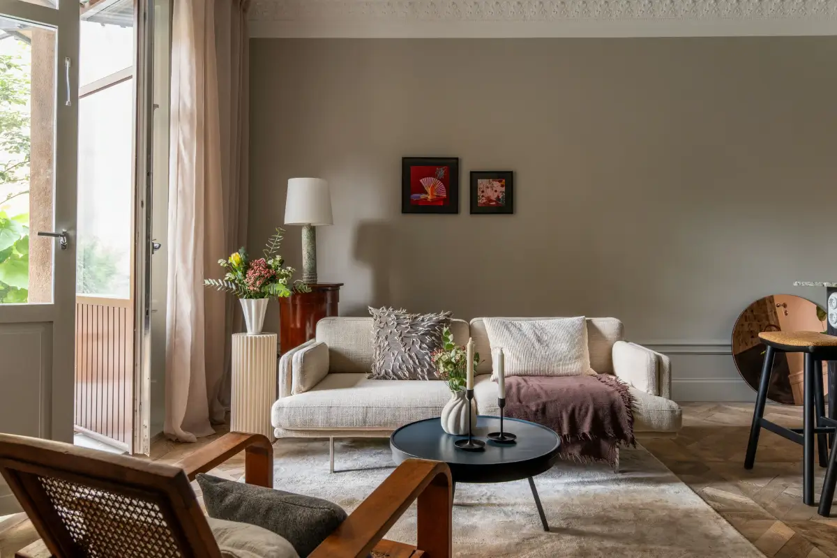 Before & After: Swedish Marble and Muted Tones in a Small Courtyard Apartment 10 before-after-small-ground-floor-apartment-early-20th-century-stockholm