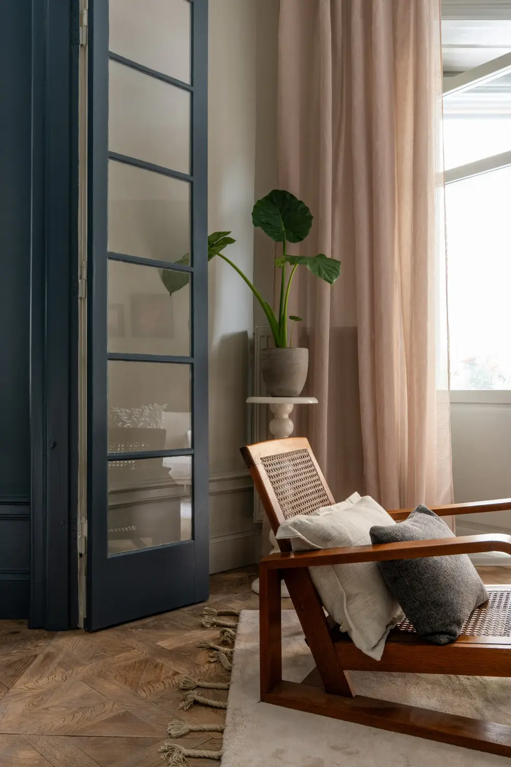 Before & After: Swedish Marble and Muted Tones in a Small Courtyard Apartment 23 before-after-small-ground-floor-apartment-early-20th-century-stockholm