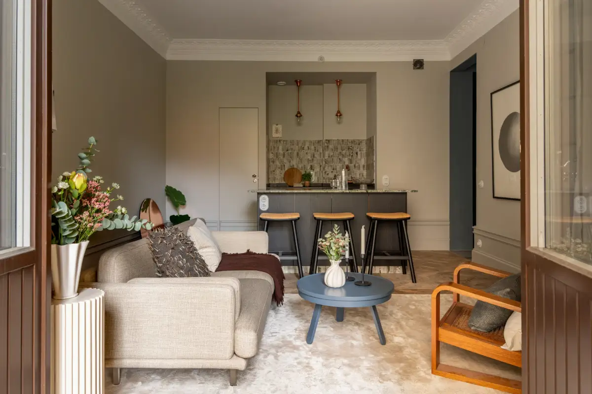 Before & After: Swedish Marble and Muted Tones in a Small Courtyard Apartment 8 before-after-small-ground-floor-apartment-early-20th-century-stockholm