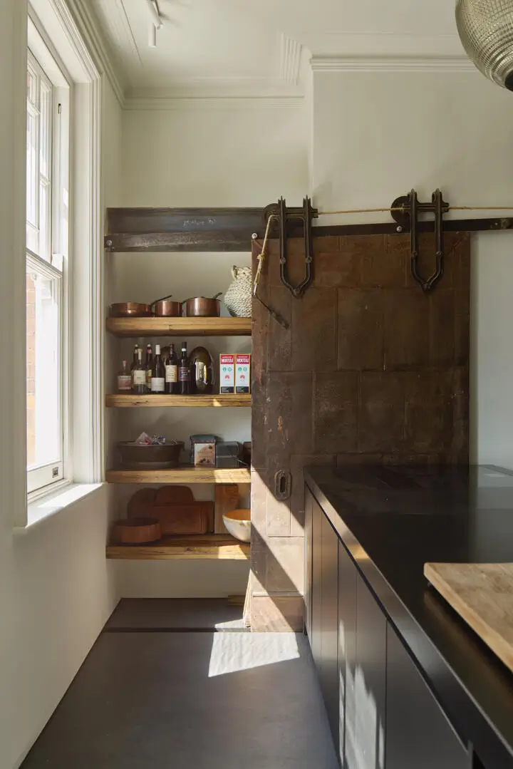 A Refined Riverside Apartment with Reclaimed Elements in Chelsea’s Historic “Writer’s Block” 9 elegant-renovated-interiors-19th-century-apartment-chelsea-london-nordroom