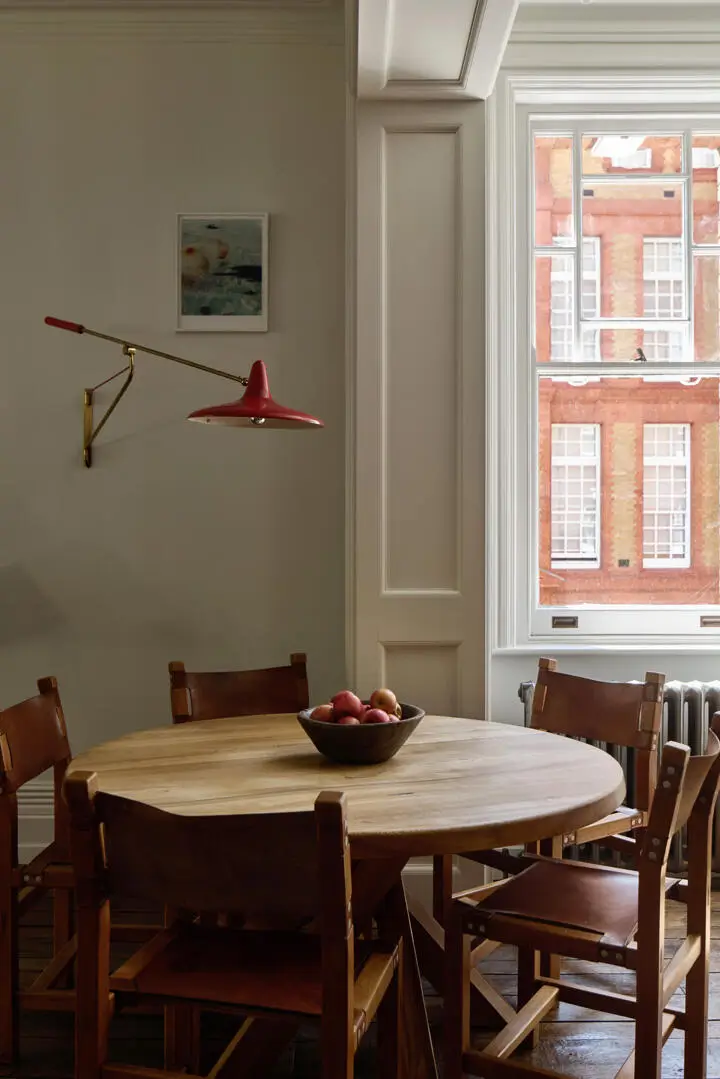 A Refined Riverside Apartment with Reclaimed Elements in Chelsea’s Historic “Writer’s Block” 6 elegant-renovated-interiors-19th-century-apartment-chelsea-london-nordroom