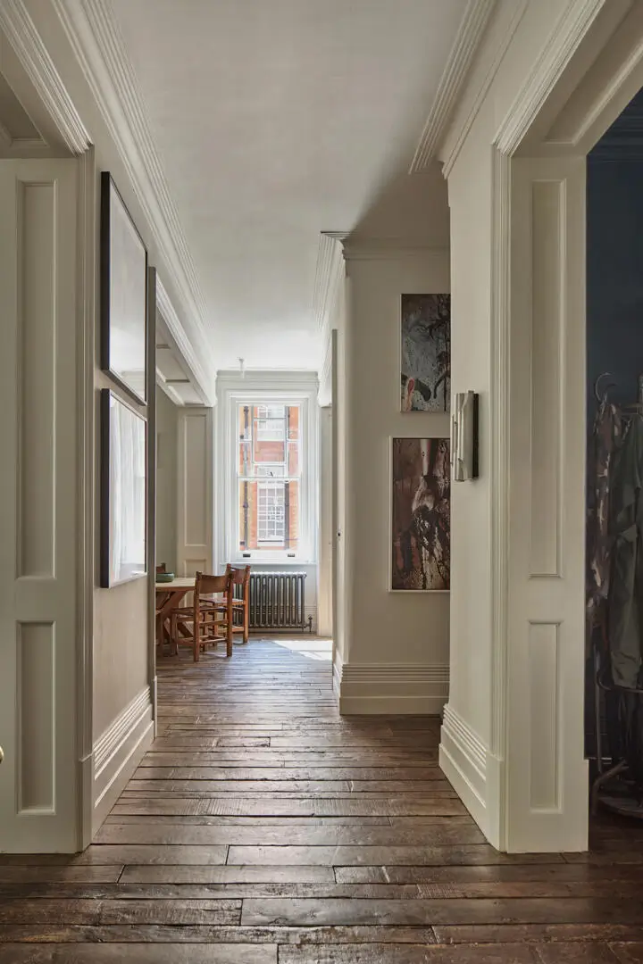 A Refined Riverside Apartment with Reclaimed Elements in Chelsea’s Historic “Writer’s Block” 23 elegant-renovated-interiors-19th-century-apartment-chelsea-london-nordroom