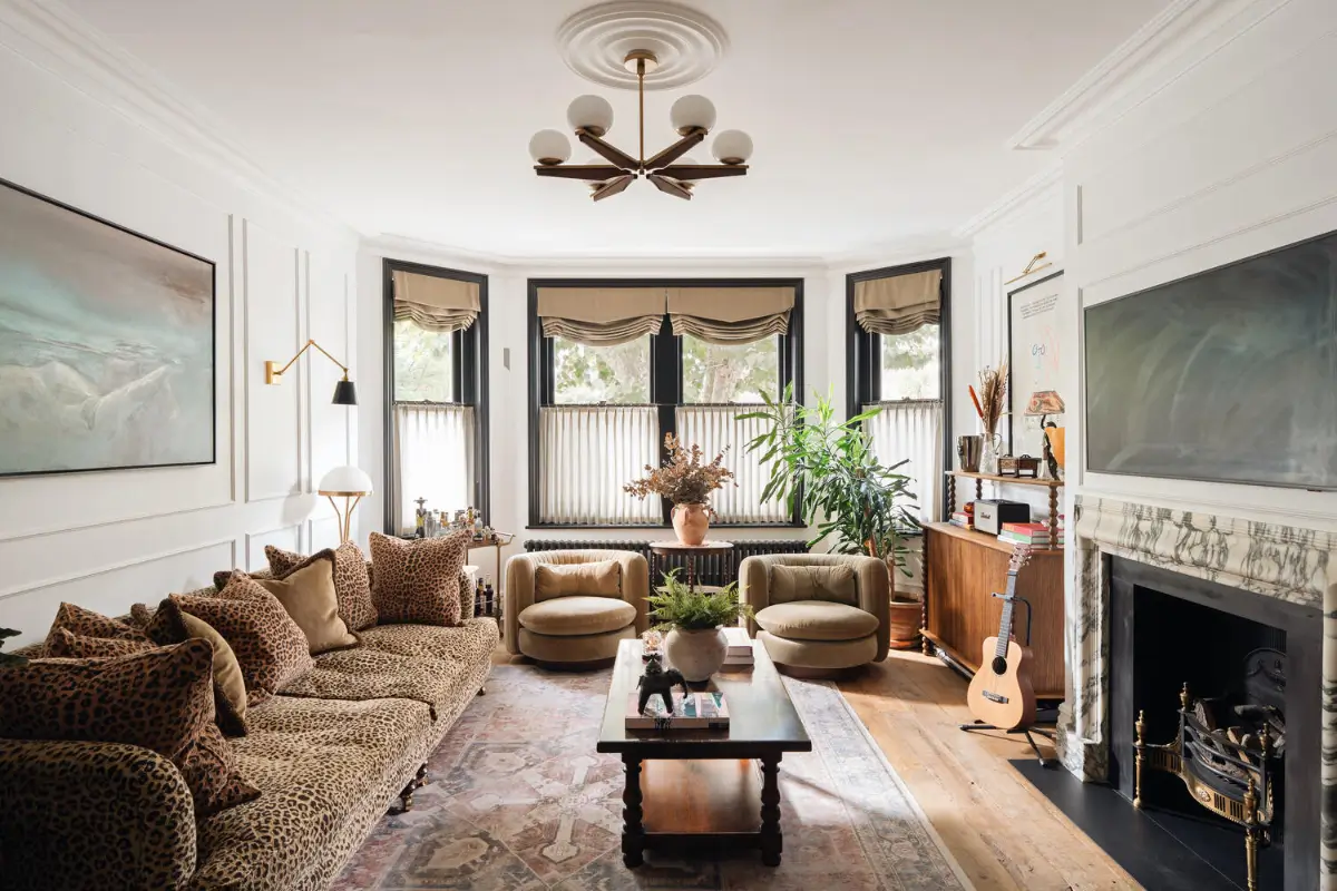 Bespoke Elements and a Green deVOL Kitchen in an Edwardian Mansion Apartment 1 green-devol-kitchen-mansion-apartment-river-thames-london-nordroom