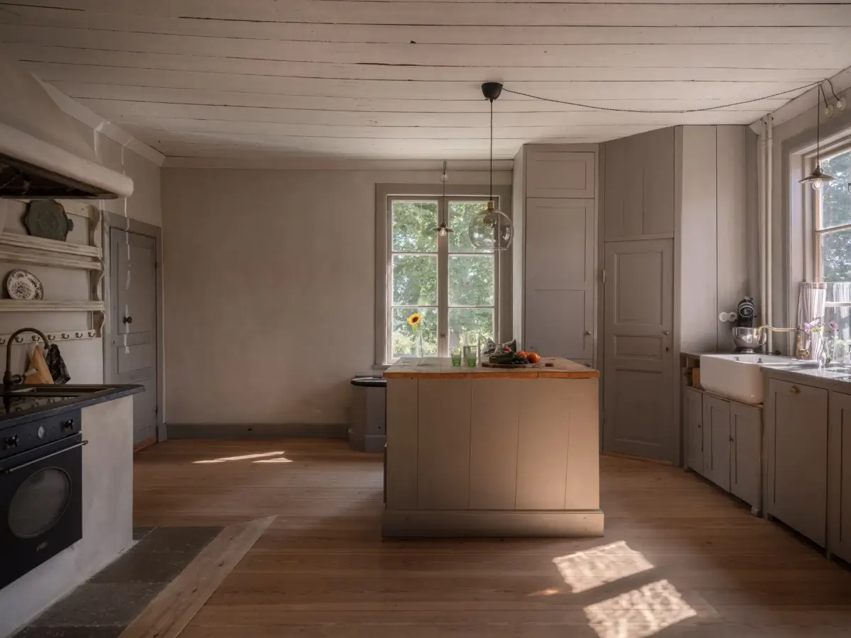 Historic Character in a Unique 18th-Century Swedish Country House 13 historic-character-18th-century-country-house-sweden-nordroom