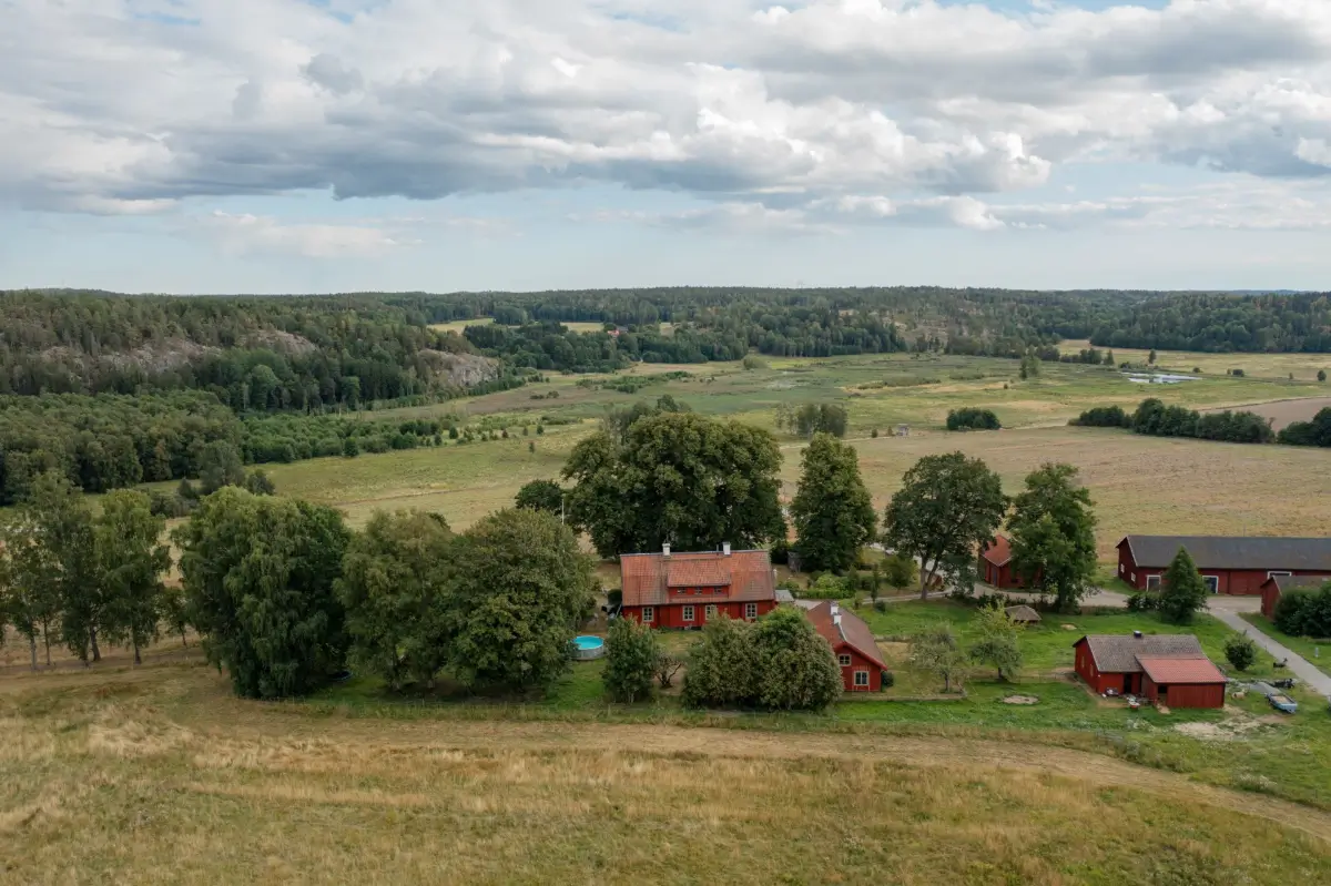 Historic Character in a Unique 18th-Century Swedish Country House 60 historic-character-18th-century-country-house-sweden-nordroom