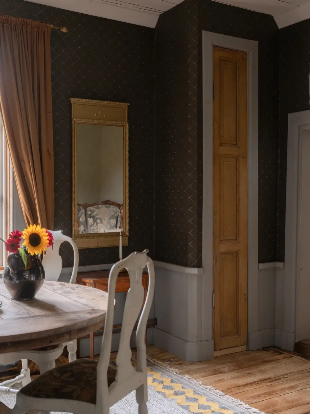 Historic Character in a Unique 18th-Century Swedish Country House 26 historic-character-18th-century-country-house-sweden-nordroom