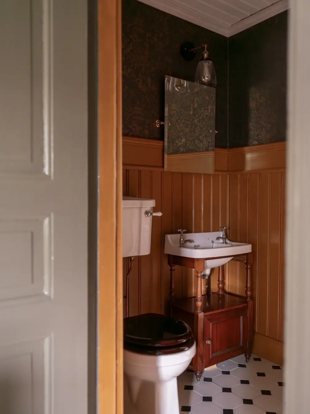 Historic Character in a Unique 18th-Century Swedish Country House 55 historic-character-18th-century-country-house-sweden-nordroom