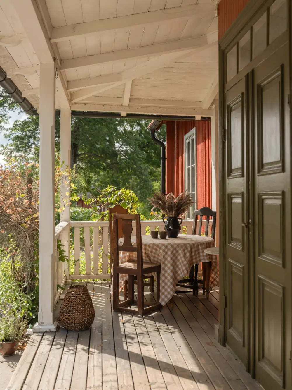 Historic Character in a Unique 18th-Century Swedish Country House 6 historic-character-18th-century-country-house-sweden-nordroom