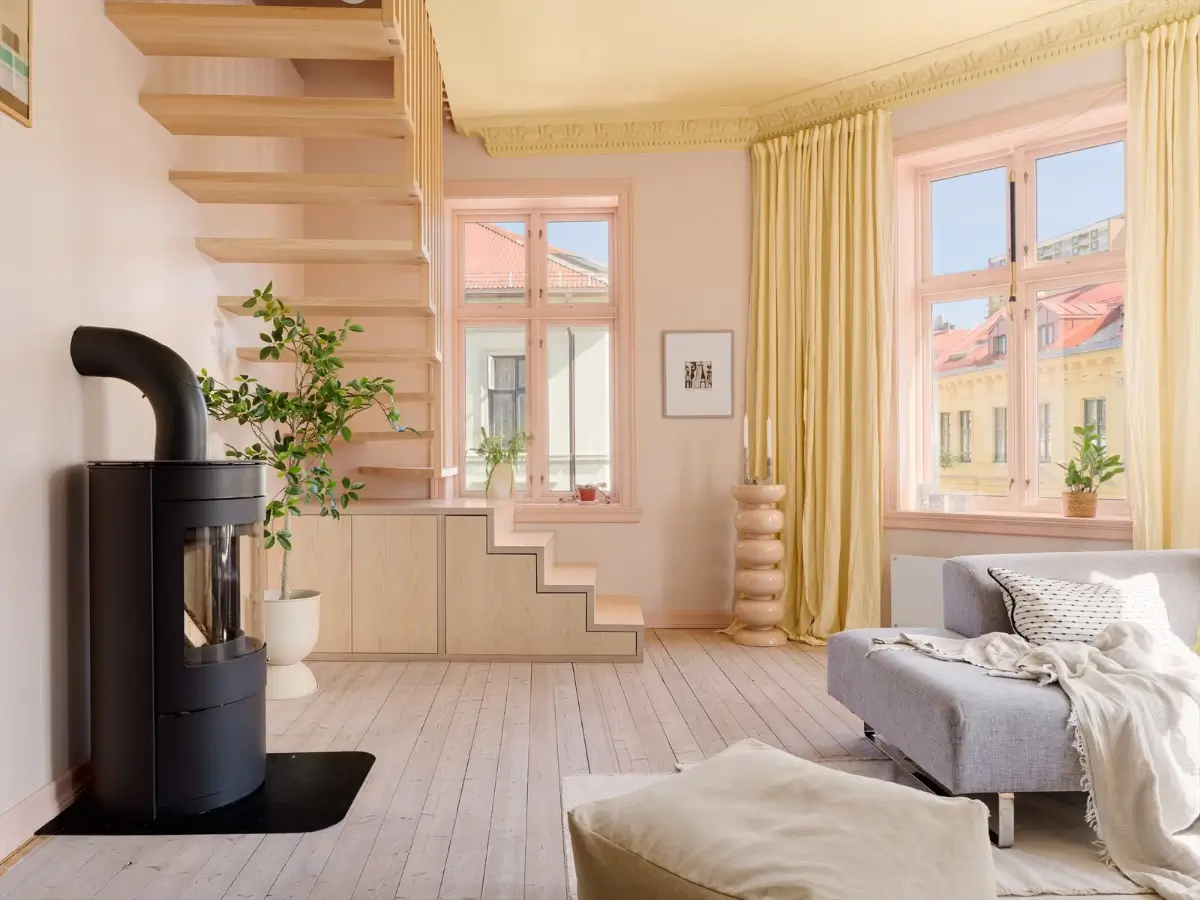 A Colorful Late 19th-Century Duplex Apartment in Oslo 3 light-colorful-duplex-apartment-oslo