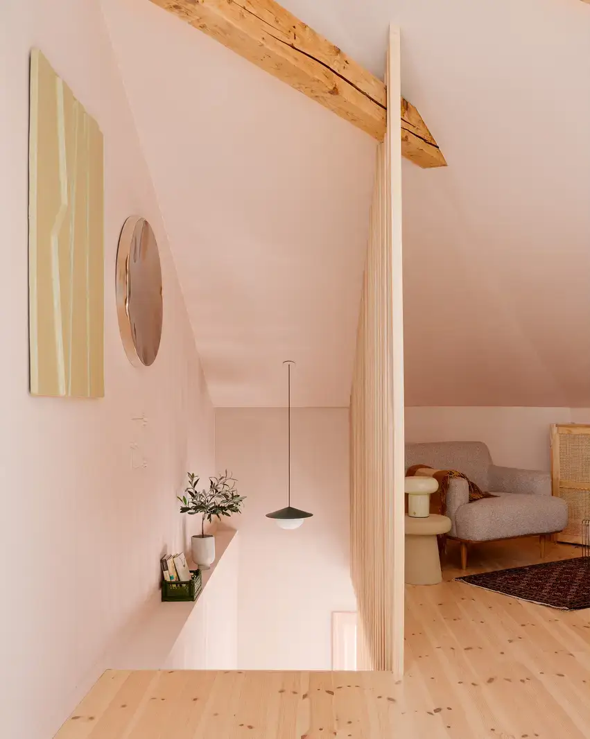A Colorful Late 19th-Century Duplex Apartment in Oslo 20 light-colorful-duplex-apartment-oslo