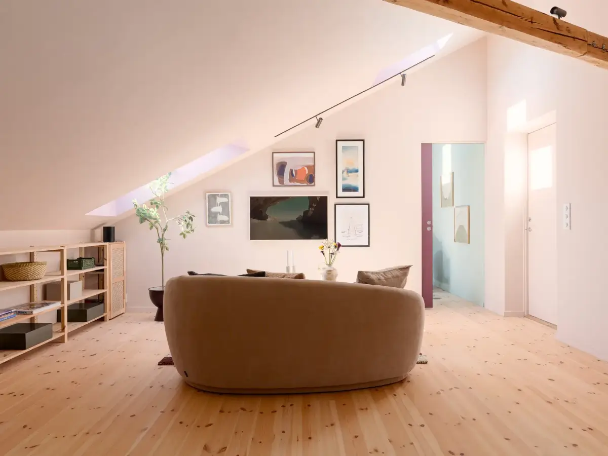 A Colorful Late 19th-Century Duplex Apartment in Oslo 23 light-colorful-duplex-apartment-oslo