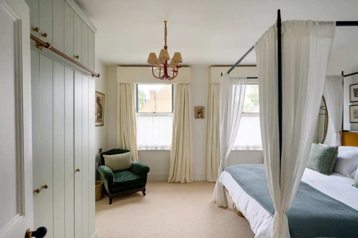 Downton Abbey Actress Michelle Dockery Puts Her Colorful London Townhouse on the Market 17 michelle-dockery-west-london-townhouse-nordroom