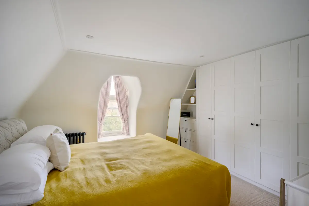 Downton Abbey Actress Michelle Dockery Puts Her Colorful London Townhouse on the Market 22 michelle-dockery-west-london-townhouse-nordroom