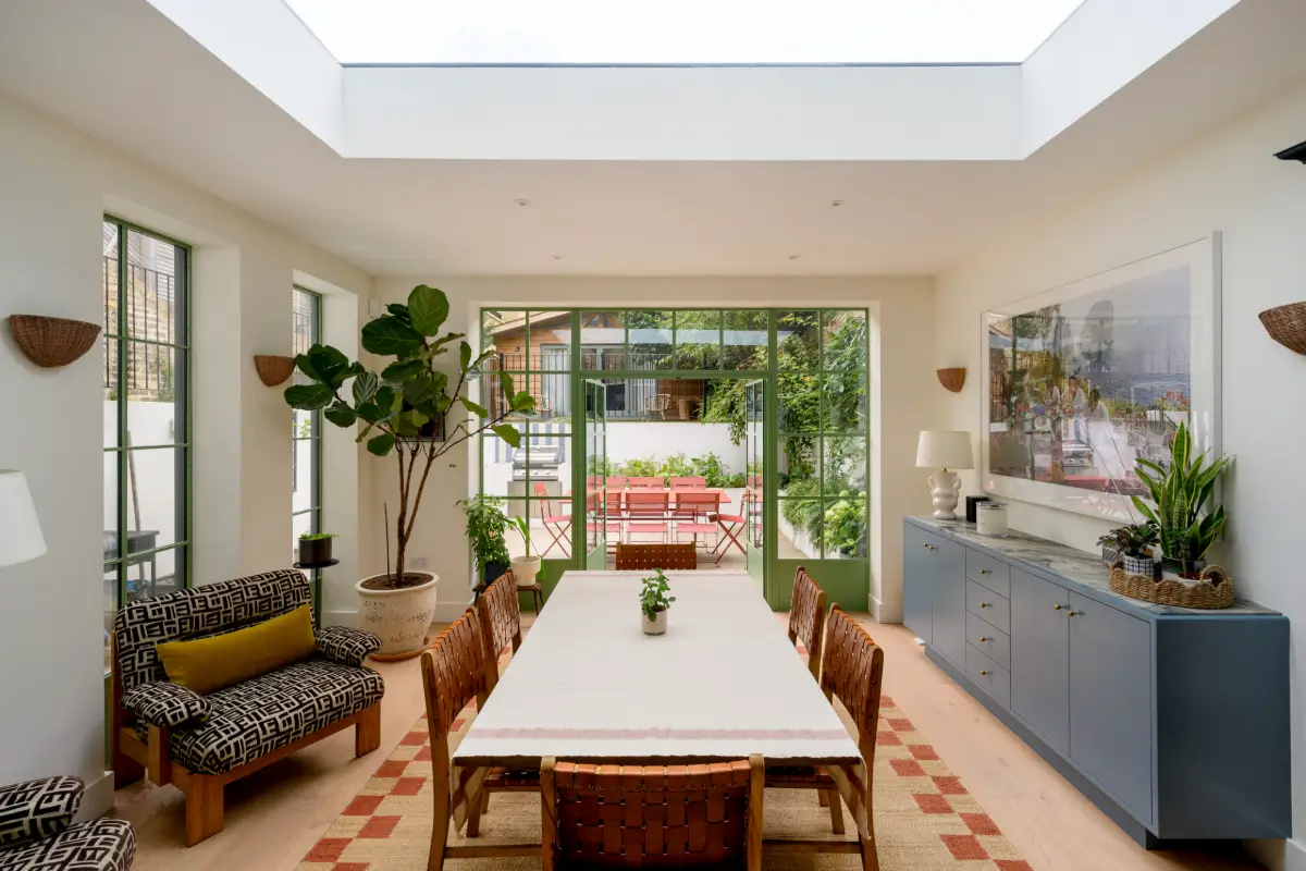 Downton Abbey Actress Michelle Dockery Puts Her Colorful London Townhouse on the Market 11 michelle-dockery-west-london-townhouse-nordroom