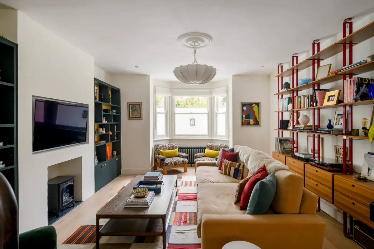 Downton Abbey Actress Michelle Dockery Puts Her Colorful London Townhouse on the Market 3 michelle-dockery-west-london-townhouse-nordroom