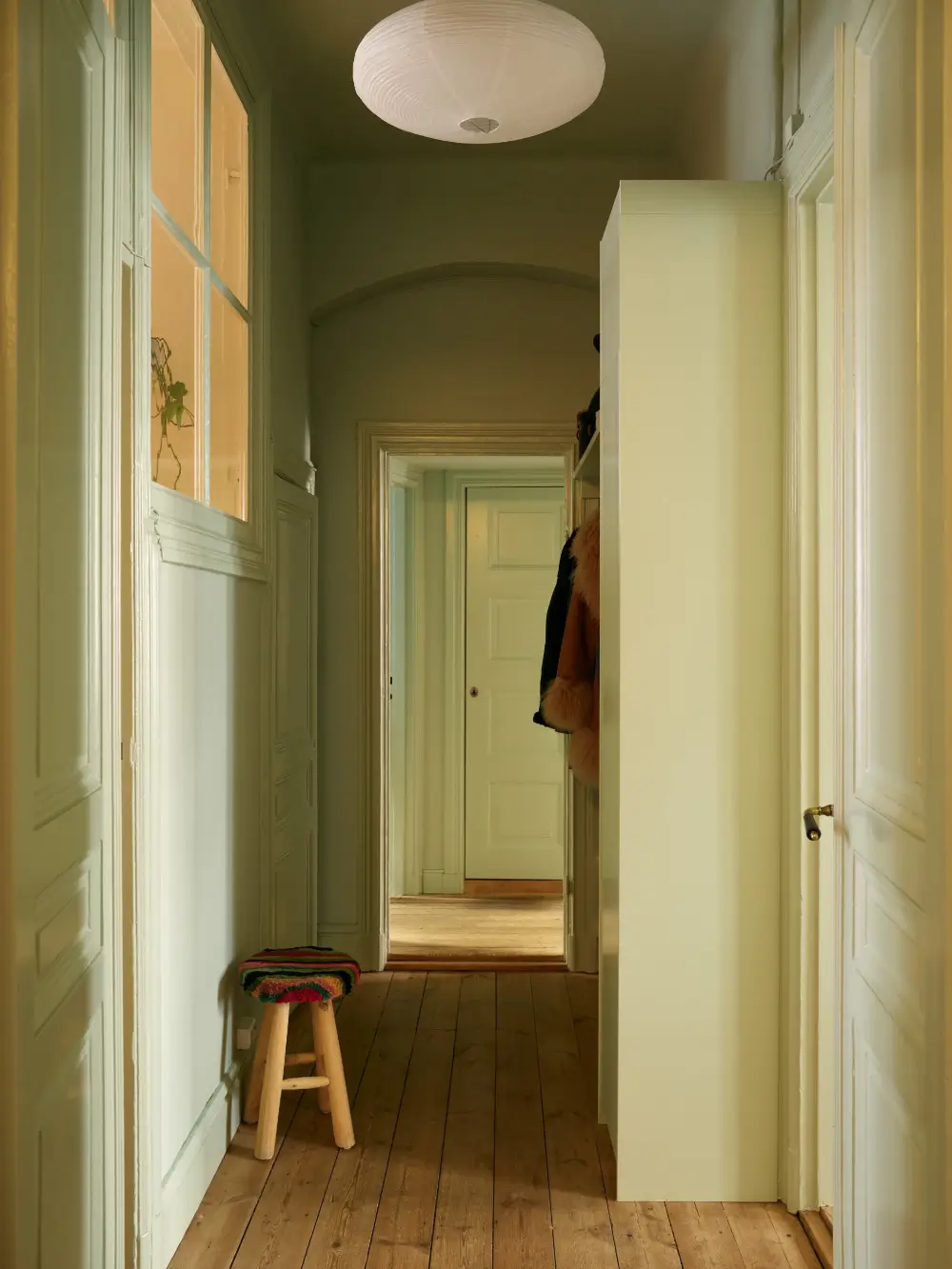 Before & After: A Colorful, Modern Update for a Late 19th-Century Apartment 47 pink-kitchen-painted-green-joinery-late-19th-century-stockholm-apartment-nordroom