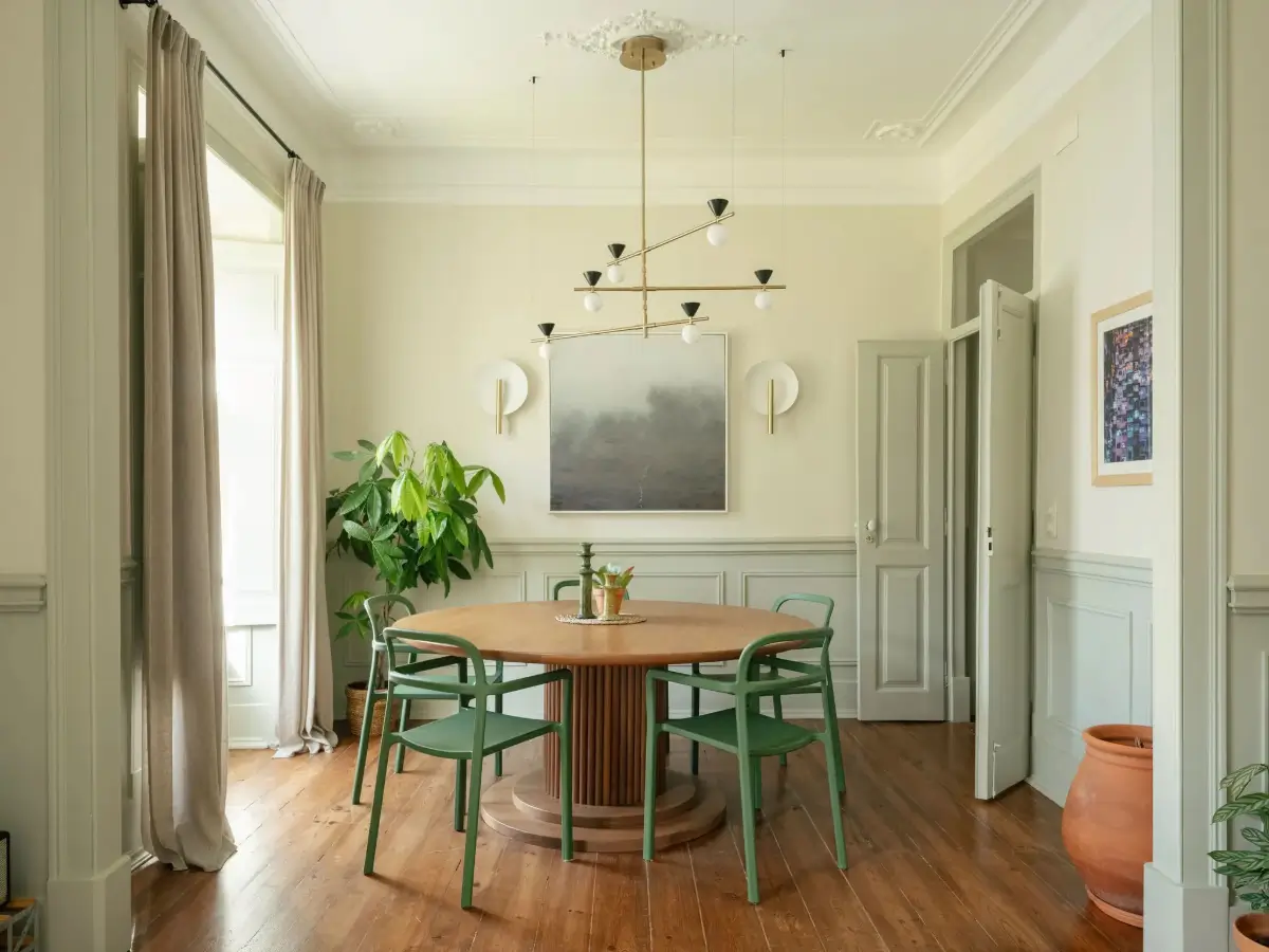 A Renovated Lisbon Apartment near Gulbenkian Gardens 7 preserved-details-renovated-historic-apartment-lisbon-nordroom