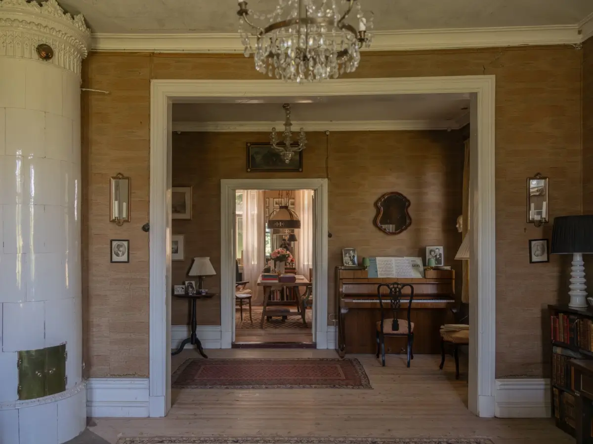 A Well-Preserved 1840s Manor House in South Sweden with Grand Period Interiors 15 preserved-historic-character-19th-century-manor-house-sweden-nordroom
