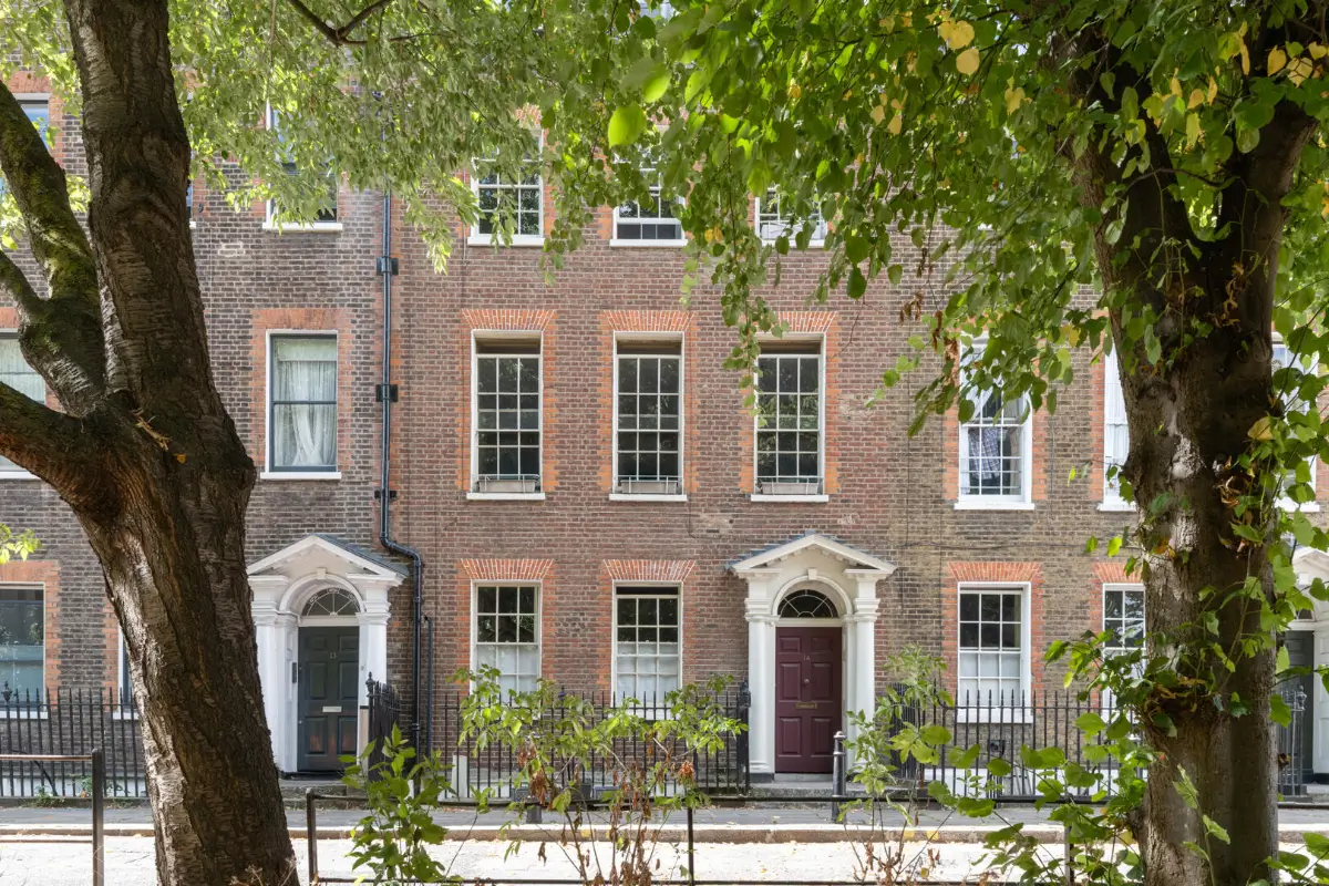 Period Features and Warm Interiors in a Georgian Apartment Overlooking Clapton Common 23 restored-features-small-georgian-apartment-london-nordroom