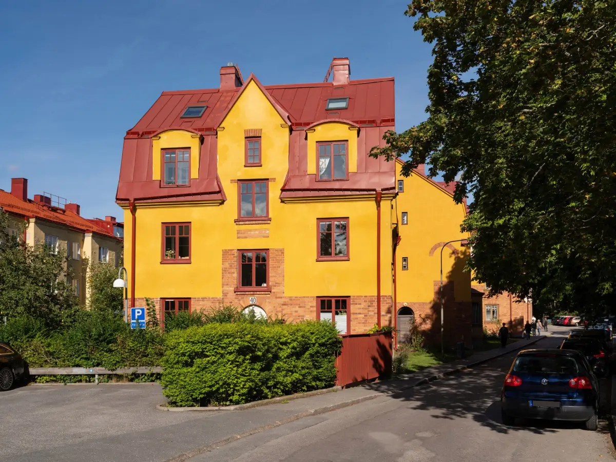 A Small Stockholm Corner Apartment Updated with a Butter-Yellow Kitchen 36 small-corner-apartment-yellow-kitchen-nordroom