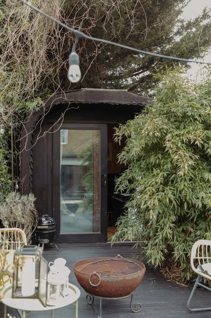 Reclaimed Materials in a Small Victorian Garden Apartment 14 small-london-garden-apartment-nordroom