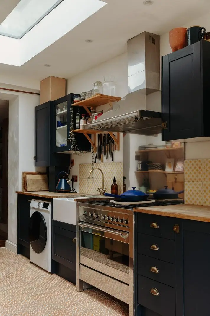 Reclaimed Materials in a Small Victorian Garden Apartment 5 small-london-garden-apartment-nordroom