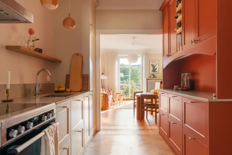 soft-color-palette-red-accents-stockholm-apartment-nordroom