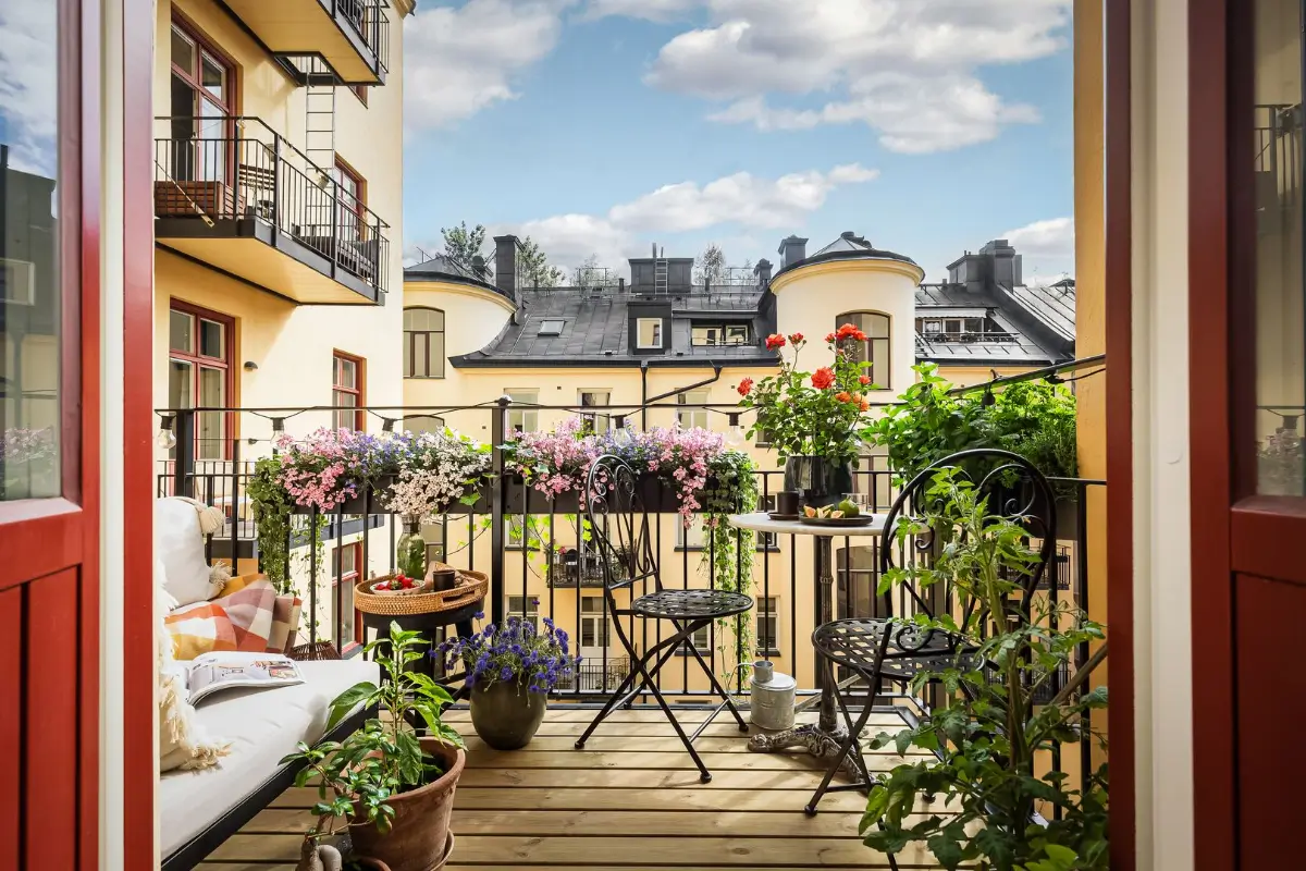 A Pink and Yellow Kitchen in a Colorful Turn-of-the-Century Studio Apartment 10 stockholm-studio-apartment-pink-yellow-kitchen-nordroom