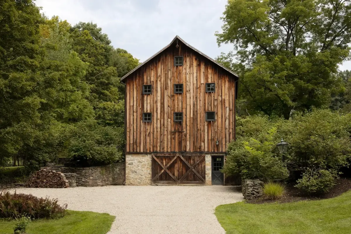 A Restored 18th-Century Farmhouse and a Converted Barn in the Hudson Valley 48 thoughtfully-restored-18th-century-farmhouse-hudson-valley