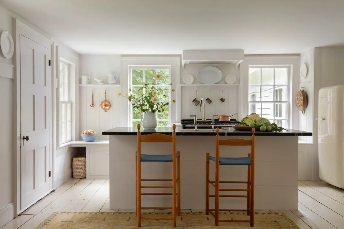 A Restored 18th-Century Farmhouse and a Converted Barn in the Hudson Valley 9 thoughtfully-restored-18th-century-farmhouse-hudson-valley