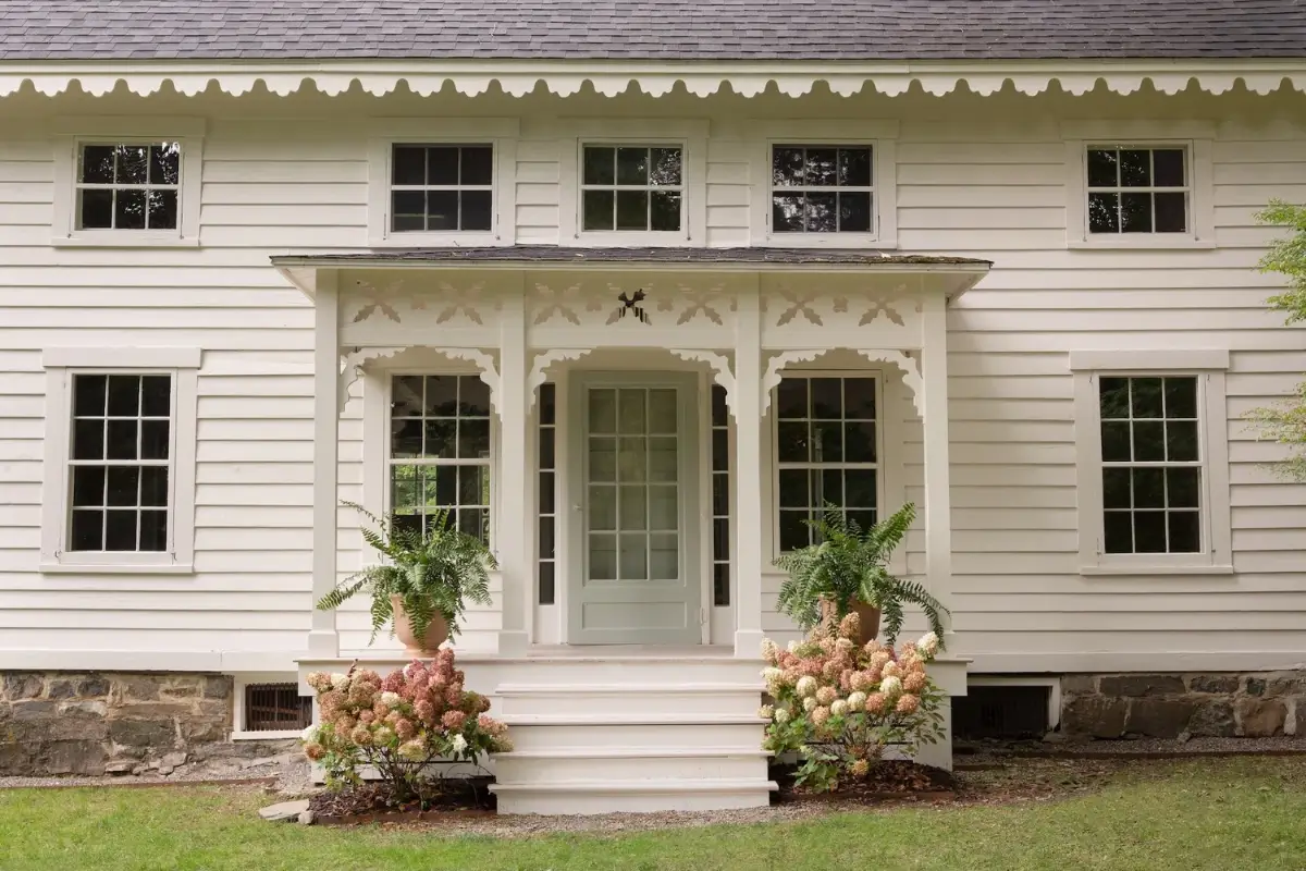 A Restored 18th-Century Farmhouse and a Converted Barn in the Hudson Valley 28 thoughtfully-restored-18th-century-farmhouse-hudson-valley