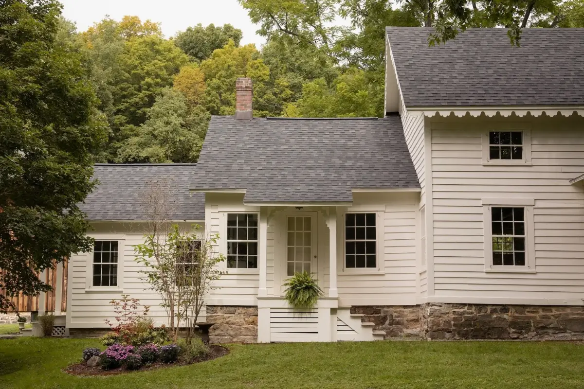 A Restored 18th-Century Farmhouse and a Converted Barn in the Hudson Valley 32 thoughtfully-restored-18th-century-farmhouse-hudson-valley