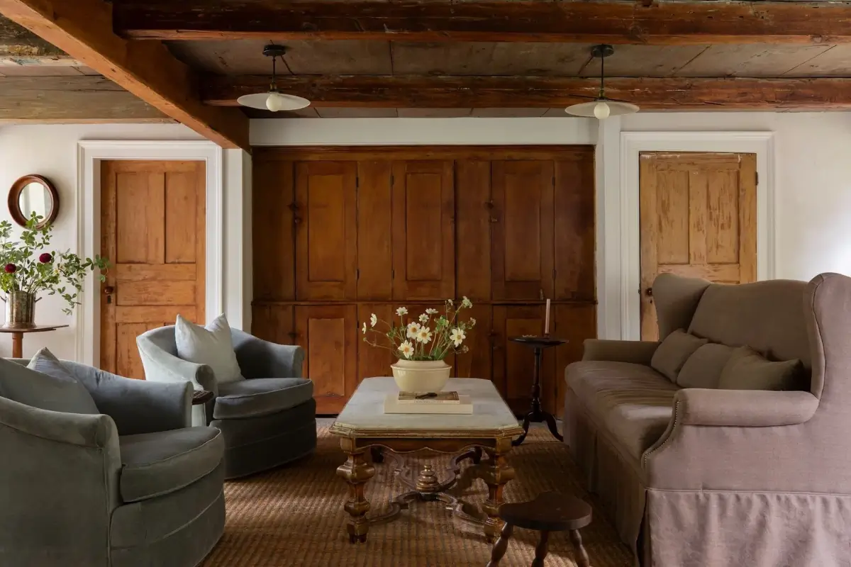 A Restored 18th-Century Farmhouse and a Converted Barn in the Hudson Valley 5 thoughtfully-restored-18th-century-farmhouse-hudson-valley