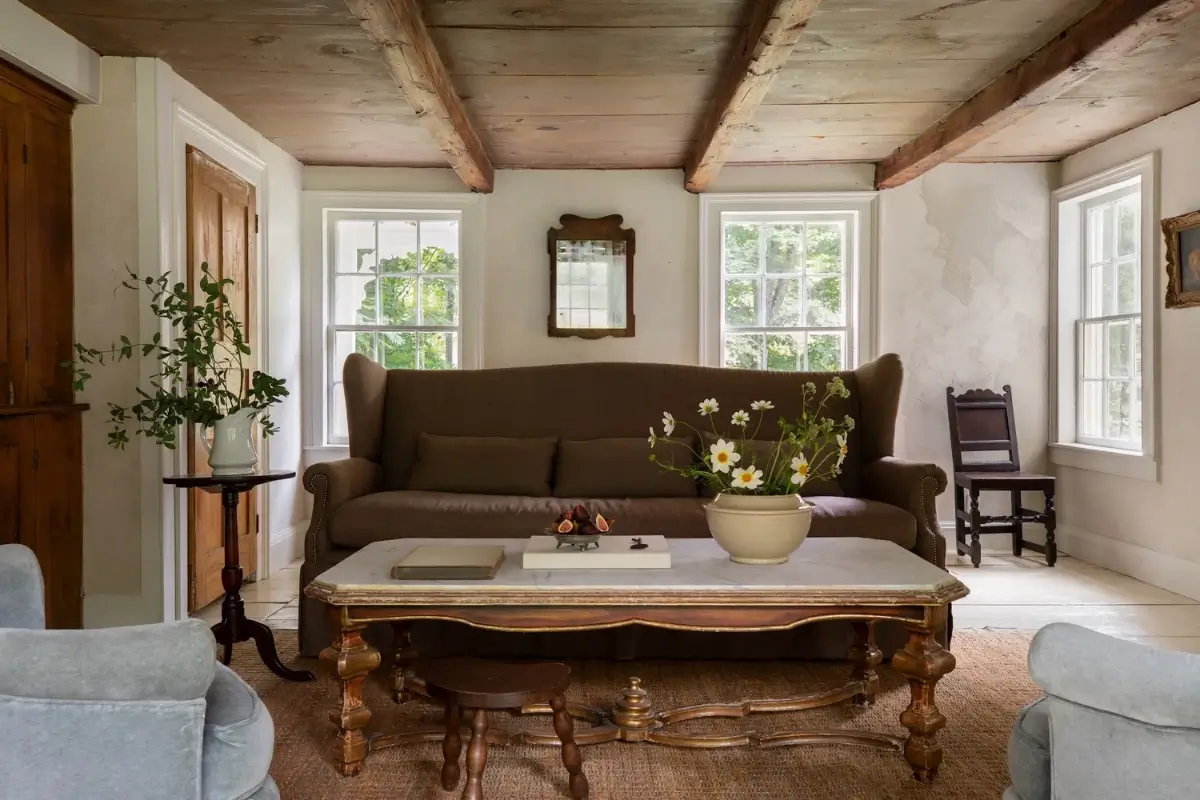 A Restored 18th-Century Farmhouse and a Converted Barn in the Hudson Valley 7 thoughtfully-restored-18th-century-farmhouse-hudson-valley
