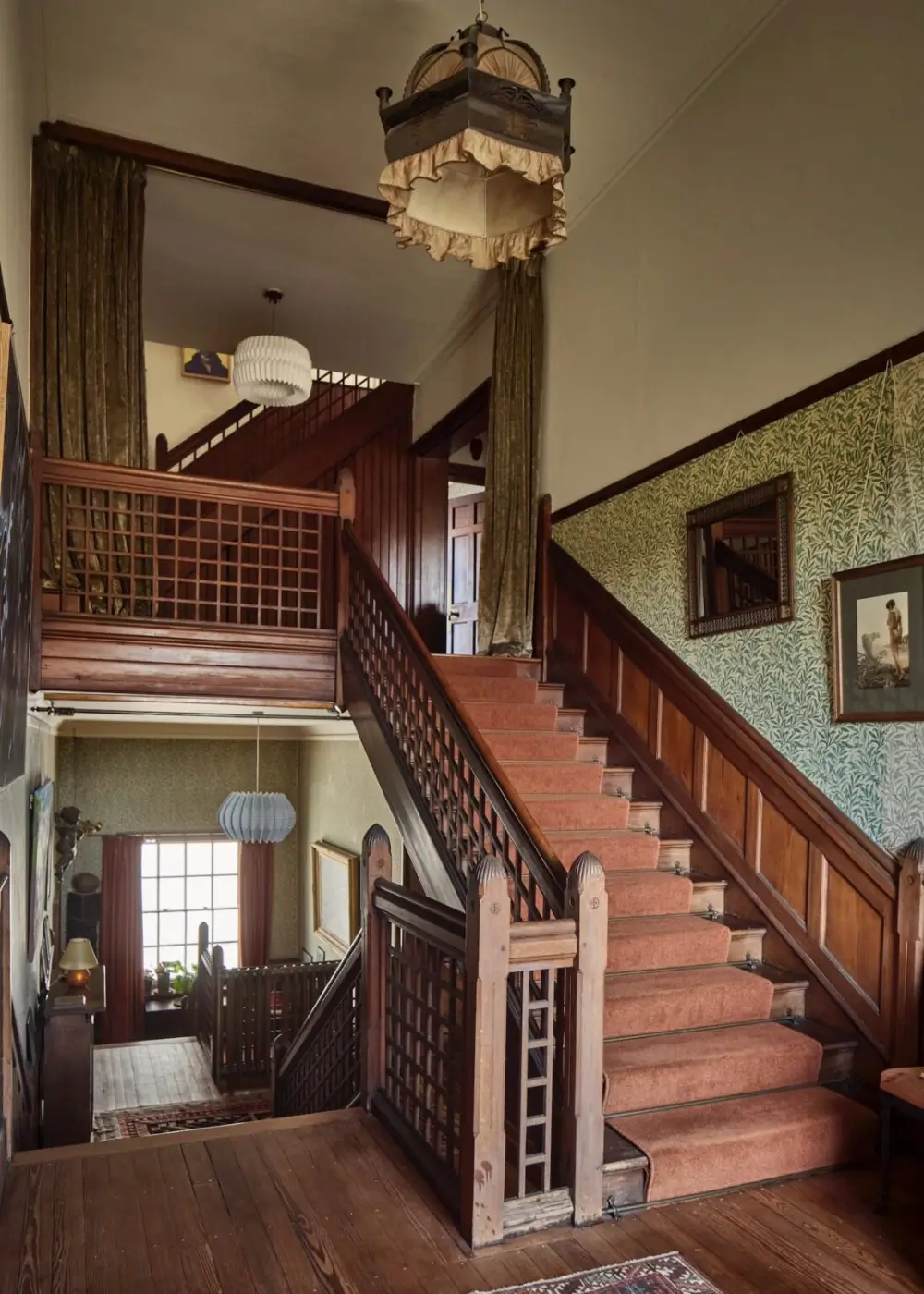 An Exceptionally Well-Preserved Arts and Crafts House Overlooking the English Channel 13 well-preserved-queen-anne-revival-style-country-house-hastings-arts-and-crafts-interiors-nordroom