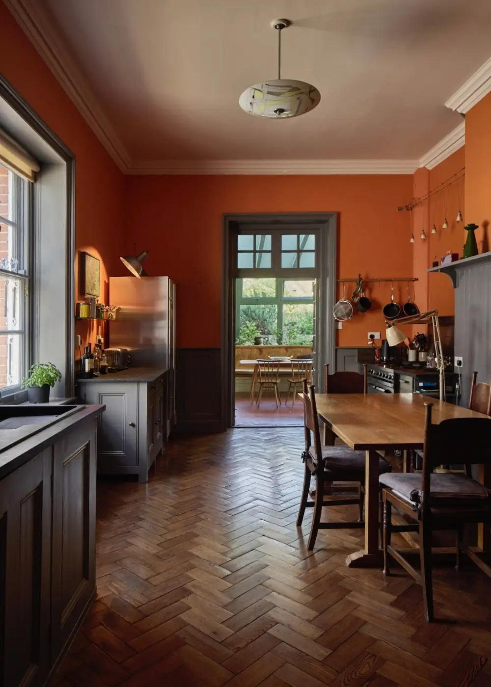 An Exceptionally Well-Preserved Arts and Crafts House Overlooking the English Channel 4 well-preserved-queen-anne-revival-style-country-house-hastings-arts-and-crafts-interiors-nordroom