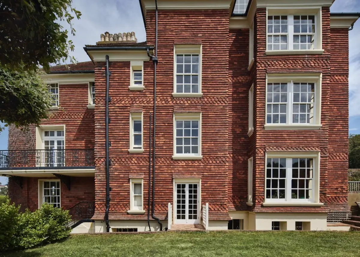 An Exceptionally Well-Preserved Arts and Crafts House Overlooking the English Channel 34 well-preserved-queen-anne-revival-style-country-house-hastings-arts-and-crafts-interiors-nordroom